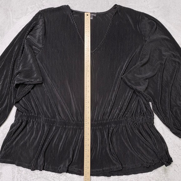Lane Bryant Black Pleated V-Neck Peplum Tunic Top Plus Size 38/40 Dark Coquette - Picture 9 of 16